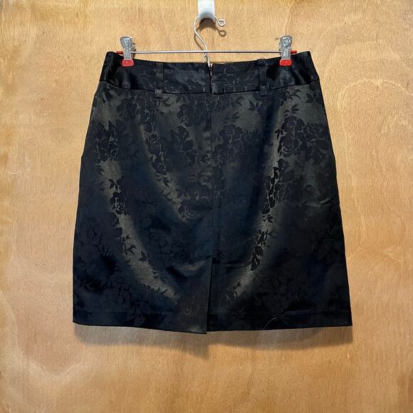 Forever 21 Mini Skirt Women’s Large Black Jacquard Romantic Gothic Dark Feminine - Picture 2 of 10